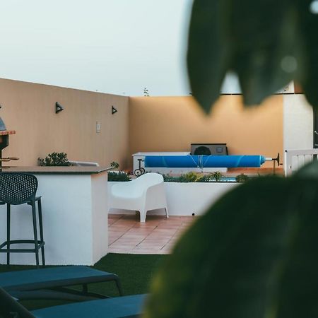 Moderne Villa Met Verwarmd Zwembad In Corralejo Exterior photo