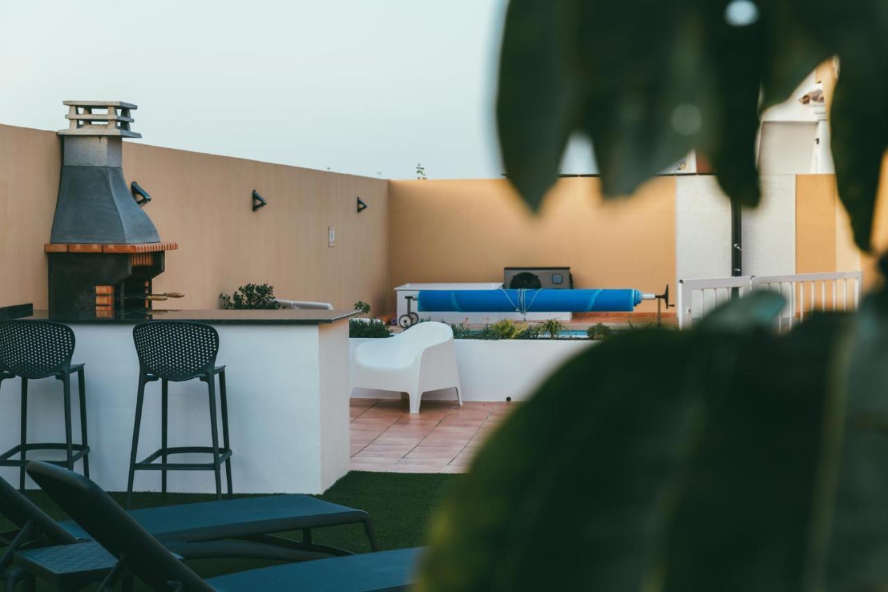 Moderne Villa Met Verwarmd Zwembad In Corralejo Exterior photo