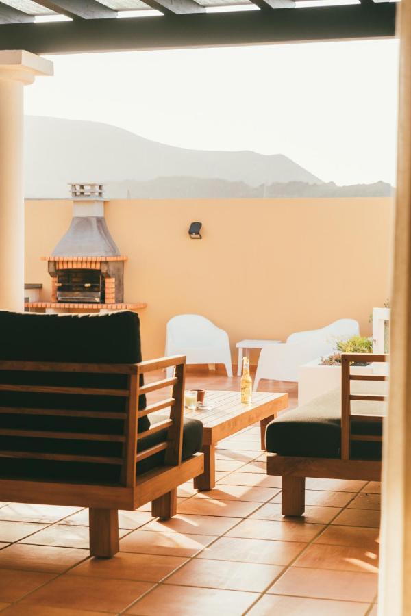 Moderne Villa Met Verwarmd Zwembad In Corralejo Exterior photo